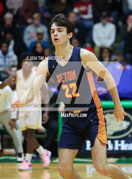 Thumbnail 2 in Seton Catholic vs Liberty Christian (IHSAA 3A Regional 27 Final) photogallery.