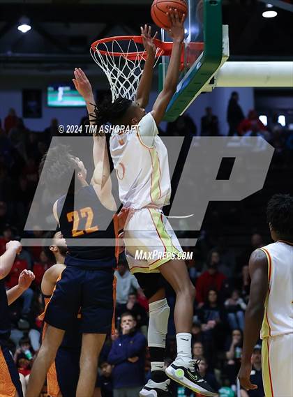 Thumbnail 3 in Seton Catholic vs Liberty Christian (IHSAA 3A Regional 27 Final) photogallery.