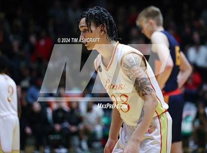 Thumbnail 2 in Seton Catholic vs Liberty Christian (IHSAA 3A Regional 27 Final) photogallery.