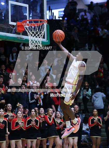 Thumbnail 3 in Seton Catholic vs Liberty Christian (IHSAA 3A Regional 27 Final) photogallery.