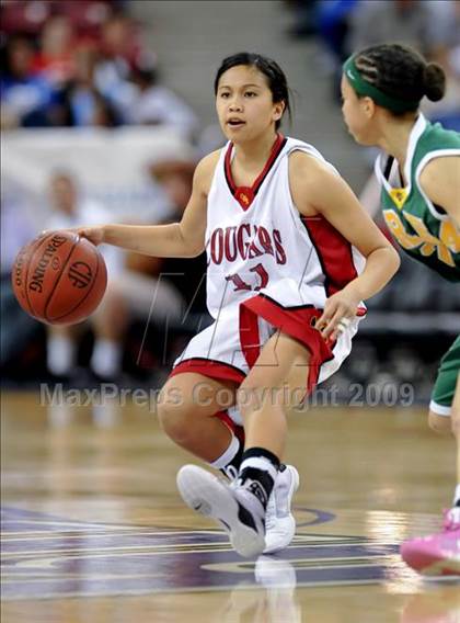 Thumbnail 3 in Brea Olinda vs. Carondelet (CIF State D2 Final) photogallery.