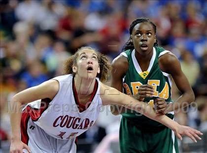 Thumbnail 2 in Brea Olinda vs. Carondelet (CIF State D2 Final) photogallery.