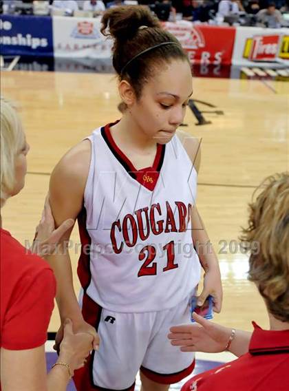 Thumbnail 1 in Brea Olinda vs. Carondelet (CIF State D2 Final) photogallery.
