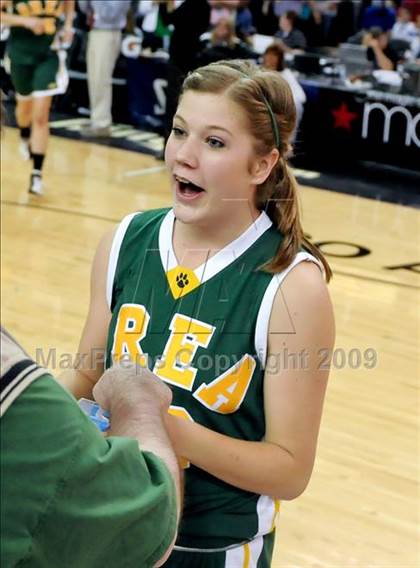 Thumbnail 2 in Brea Olinda vs. Carondelet (CIF State D2 Final) photogallery.