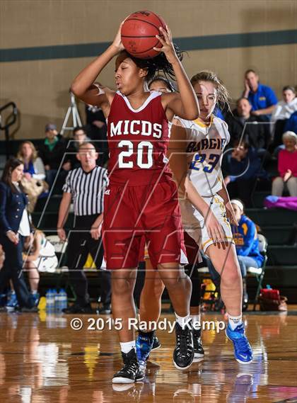 Thumbnail 2 in  MICDS vs St. Francis Borgia  (St. Joseph's Academy Shootout) photogallery.