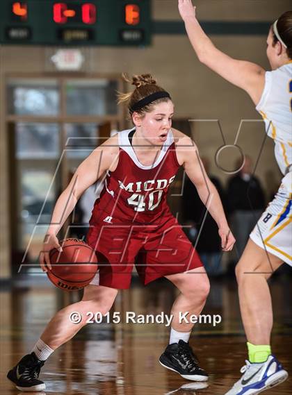 Thumbnail 3 in  MICDS vs St. Francis Borgia  (St. Joseph's Academy Shootout) photogallery.