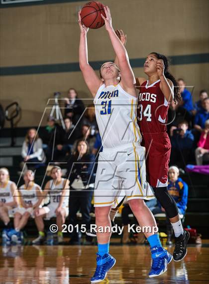Thumbnail 2 in  MICDS vs St. Francis Borgia  (St. Joseph's Academy Shootout) photogallery.