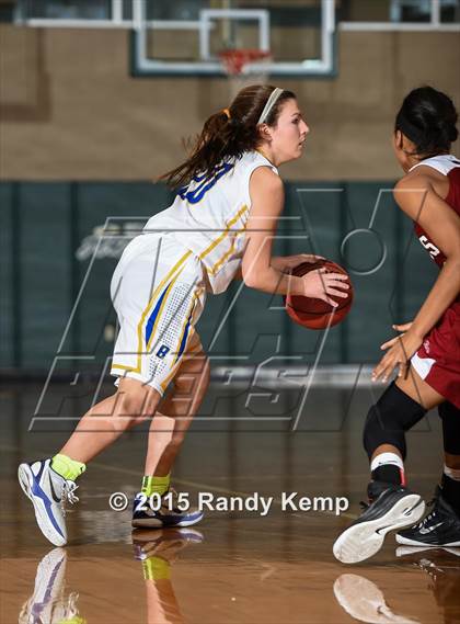 Thumbnail 3 in  MICDS vs St. Francis Borgia  (St. Joseph's Academy Shootout) photogallery.