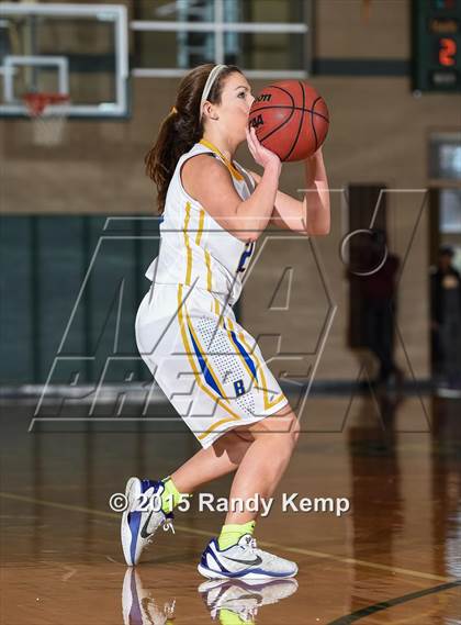 Thumbnail 3 in  MICDS vs St. Francis Borgia  (St. Joseph's Academy Shootout) photogallery.