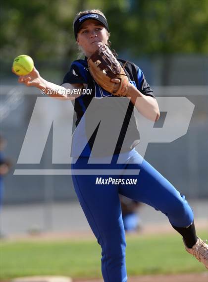 Thumbnail 2 in Los Osos @ Norco photogallery.