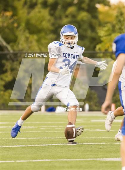 Thumbnail 3 in Covington Catholic photogallery.