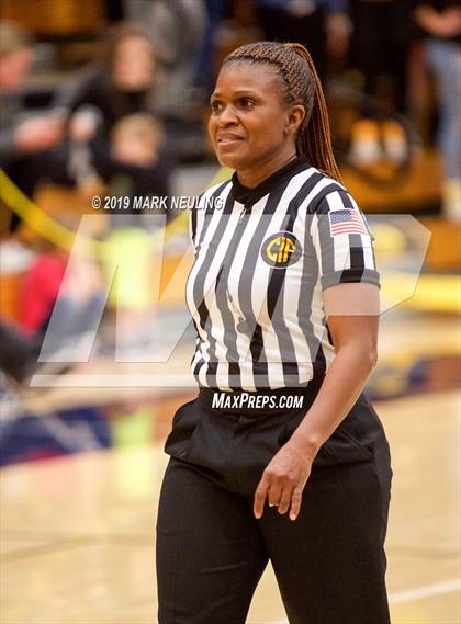 Thumbnail 2 in Enterprise @ Menlo School (CIF D2 Regional Final) photogallery.