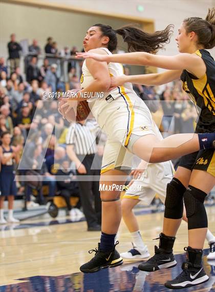 Thumbnail 3 in Enterprise @ Menlo School (CIF D2 Regional Final) photogallery.