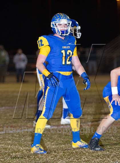 Thumbnail 2 in View Park vs. Bakersfield Christian (CIF SoCal Regional D4 Final) photogallery.