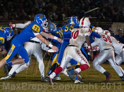Thumbnail 3 in View Park vs. Bakersfield Christian (CIF SoCal Regional D4 Final) photogallery.