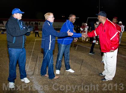 Thumbnail 1 in View Park vs. Bakersfield Christian (CIF SoCal Regional D4 Final) photogallery.