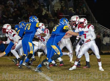 Thumbnail 2 in View Park vs. Bakersfield Christian (CIF SoCal Regional D4 Final) photogallery.
