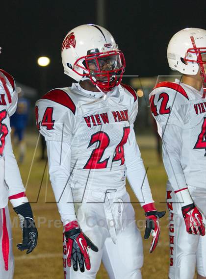 Thumbnail 1 in View Park vs. Bakersfield Christian (CIF SoCal Regional D4 Final) photogallery.