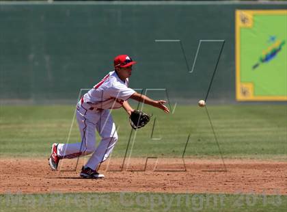 Thumbnail 2 in 2013 New Balance Area Code Nationals photogallery.