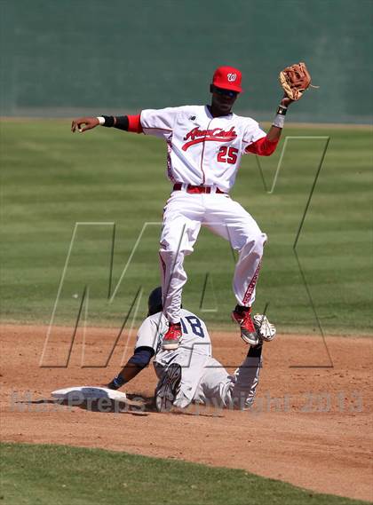Thumbnail 2 in 2013 New Balance Area Code Nationals photogallery.