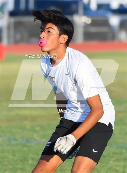 Thumbnail 3 in Northwest Christian vs. American Leadership Academy - Gilbert North (Cactus Duel Out West 7-on-7 Tournament) photogallery.
