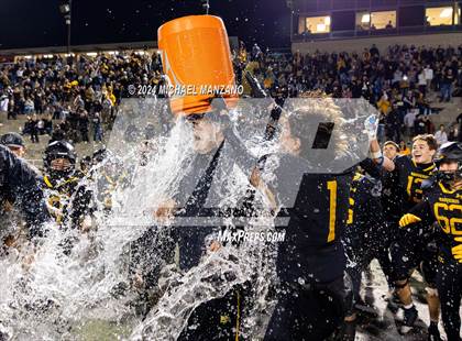 Thumbnail 3 in El Capitan vs. Westview (CIF SDS Division 4 Championship) photogallery.