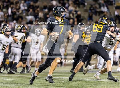 Thumbnail 2 in El Capitan vs. Westview (CIF SDS Division 4 Championship) photogallery.
