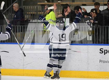 Thumbnail 2 in Watertown/Pomperaug vs. Wethersfield (CIAC D2 Quarterfinal) photogallery.
