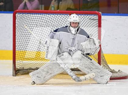 Thumbnail 3 in Watertown/Pomperaug vs. Wethersfield (CIAC D2 Quarterfinal) photogallery.