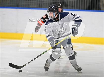 Thumbnail 1 in Watertown/Pomperaug vs. Wethersfield (CIAC D2 Quarterfinal) photogallery.