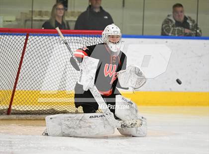 Thumbnail 2 in Watertown/Pomperaug vs. Wethersfield (CIAC D2 Quarterfinal) photogallery.