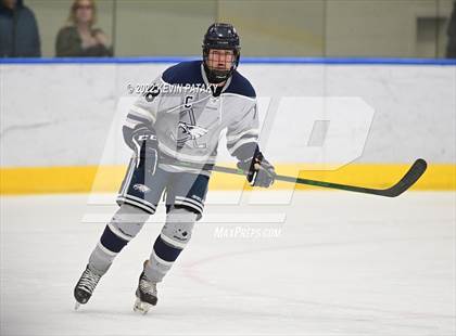 Thumbnail 2 in Watertown/Pomperaug vs. Wethersfield (CIAC D2 Quarterfinal) photogallery.