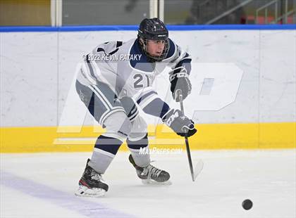 Thumbnail 2 in Watertown/Pomperaug vs. Wethersfield (CIAC D2 Quarterfinal) photogallery.