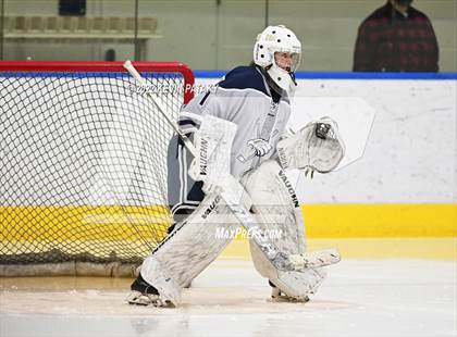 Thumbnail 3 in Watertown/Pomperaug vs. Wethersfield (CIAC D2 Quarterfinal) photogallery.