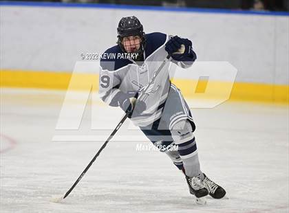 Thumbnail 3 in Watertown/Pomperaug vs. Wethersfield (CIAC D2 Quarterfinal) photogallery.