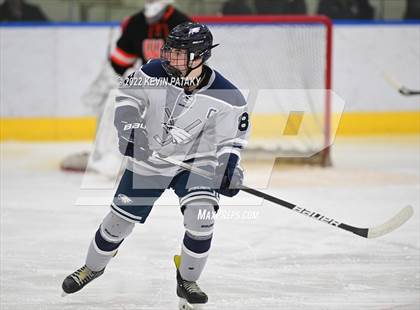 Thumbnail 2 in Watertown/Pomperaug vs. Wethersfield (CIAC D2 Quarterfinal) photogallery.