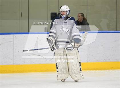 Thumbnail 1 in Watertown/Pomperaug vs. Wethersfield (CIAC D2 Quarterfinal) photogallery.