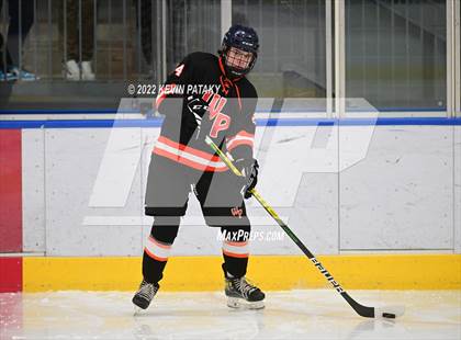 Thumbnail 3 in Watertown/Pomperaug vs. Wethersfield (CIAC D2 Quarterfinal) photogallery.