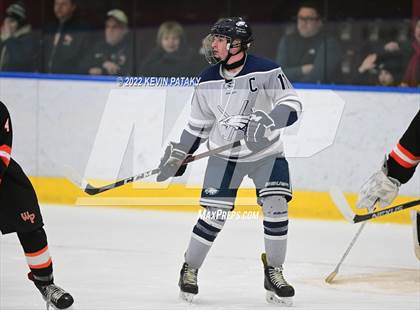 Thumbnail 3 in Watertown/Pomperaug vs. Wethersfield (CIAC D2 Quarterfinal) photogallery.