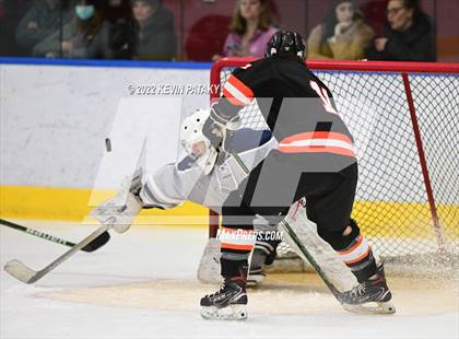 Thumbnail 2 in Watertown/Pomperaug vs. Wethersfield (CIAC D2 Quarterfinal) photogallery.