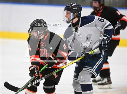 Thumbnail 2 in Watertown/Pomperaug vs. Wethersfield (CIAC D2 Quarterfinal) photogallery.