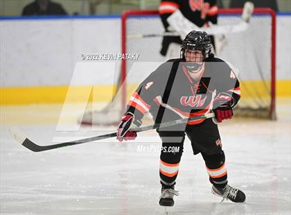 Thumbnail 3 in Watertown/Pomperaug vs. Wethersfield (CIAC D2 Quarterfinal) photogallery.