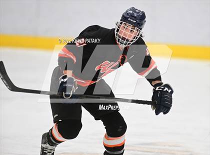 Thumbnail 1 in Watertown/Pomperaug vs. Wethersfield (CIAC D2 Quarterfinal) photogallery.