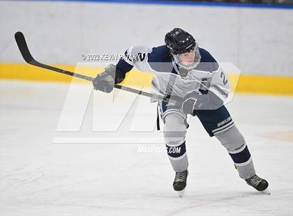 Thumbnail 1 in Watertown/Pomperaug vs. Wethersfield (CIAC D2 Quarterfinal) photogallery.