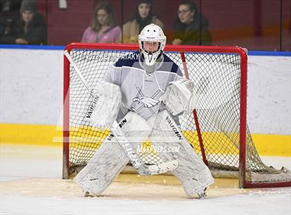 Thumbnail 3 in Watertown/Pomperaug vs. Wethersfield (CIAC D2 Quarterfinal) photogallery.