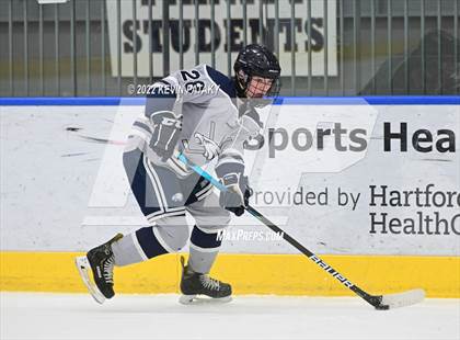 Thumbnail 2 in Watertown/Pomperaug vs. Wethersfield (CIAC D2 Quarterfinal) photogallery.