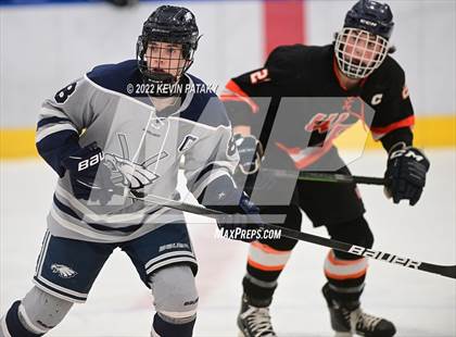 Thumbnail 3 in Watertown/Pomperaug vs. Wethersfield (CIAC D2 Quarterfinal) photogallery.