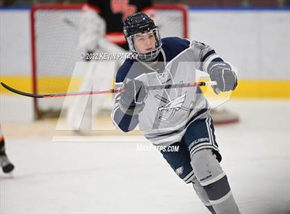 Thumbnail 1 in Watertown/Pomperaug vs. Wethersfield (CIAC D2 Quarterfinal) photogallery.