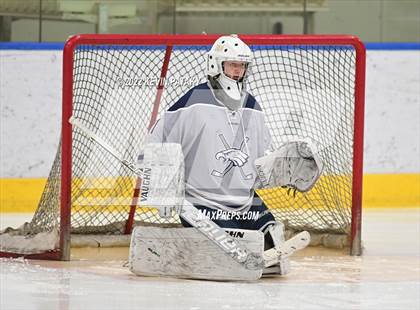 Thumbnail 3 in Watertown/Pomperaug vs. Wethersfield (CIAC D2 Quarterfinal) photogallery.