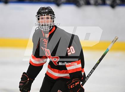 Thumbnail 2 in Watertown/Pomperaug vs. Wethersfield (CIAC D2 Quarterfinal) photogallery.